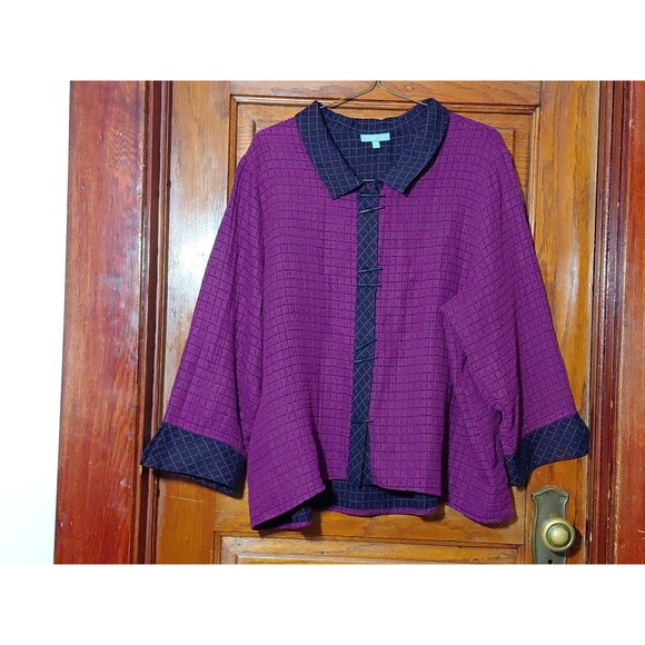 Habitat Women's Sweater in Purple with Black Trim - Picture 2 of 11